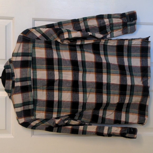 Bundle of NWT and EUC, Boys 'Buffalo Check" Flannel, 2 Items 14 - 16 - Picture 6 of 8